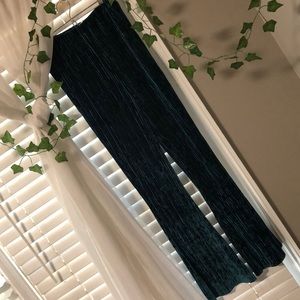 Urban Outfitters stretchy corduroy pants Size M